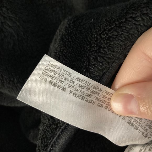 Disney Mickey And Minnie Womens Sweater Size extra large XL Black Soft Fleece - Picture 4 of 10